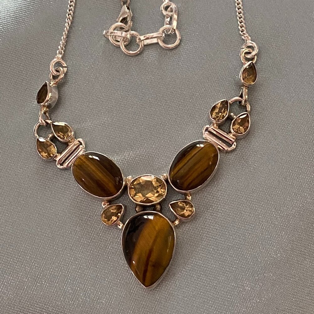 Beautiful Tiger Eye and Gemstone Necklace.